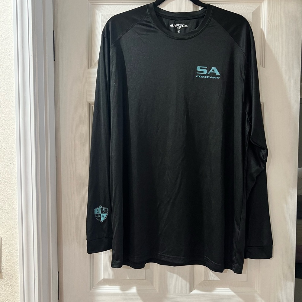Salty Crew Black Long Sleeve Sun Shirt Men’s. XL. Brand new condition.